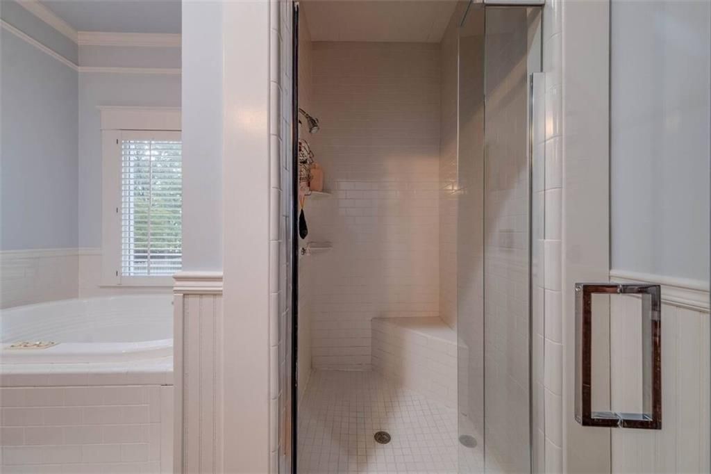 Building Photo - 6 White St NW