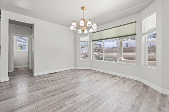 Building Photo - 2877 S Greenhead Dr
