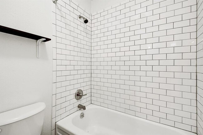 Building Photo - 4111 Avenue A