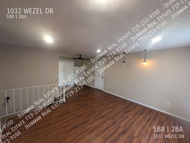 Building Photo - 1032 Wezel Dr