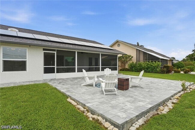 Building Photo - 132 Bordeaux Cir