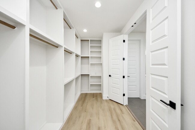 Building Photo - 3508 Omega St