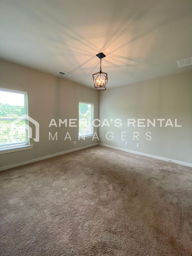Building Photo - DEPOSIT PENDING! Home for Rent in Weaver, AL!!! Available to View with 48 Hour Notice!!