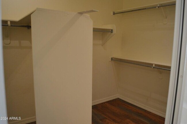 Building Photo - 4132 E Carriage Ct