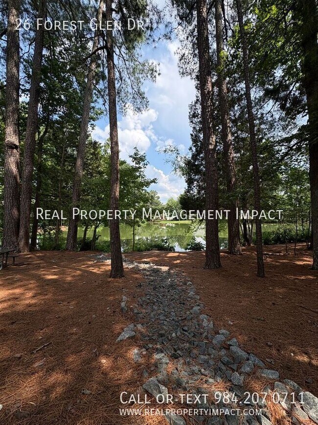 Building Photo - 26 Forest Glen Dr