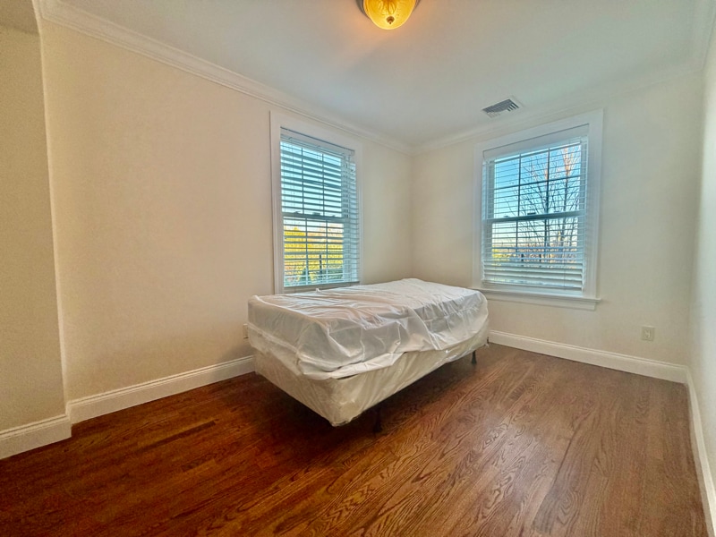 Building Photo - 27 Nautilus Pl