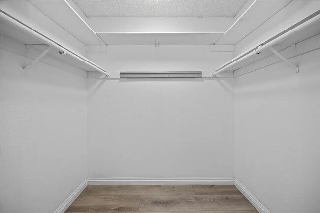 Building Photo - "Charming 1-Bedroom Furnished Retreat with...