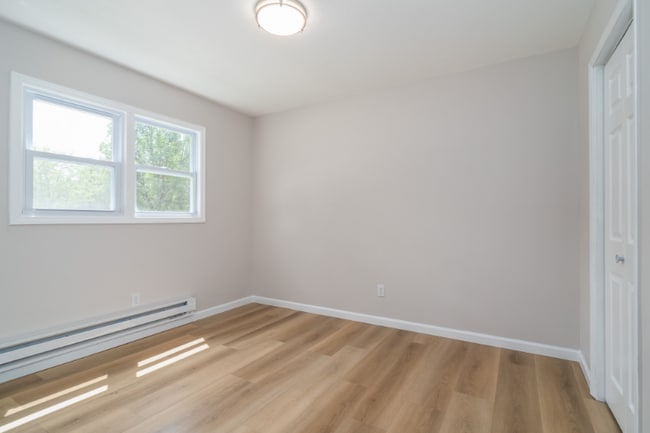 Building Photo - 1108 N 39th St