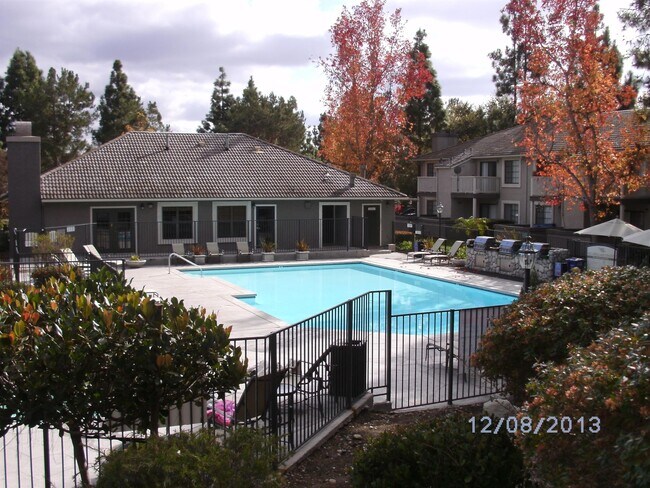 Building Photo - 15048 Av. Venusto