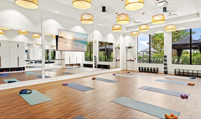 Building Photo - 9361 Sunflower Mdw Rd