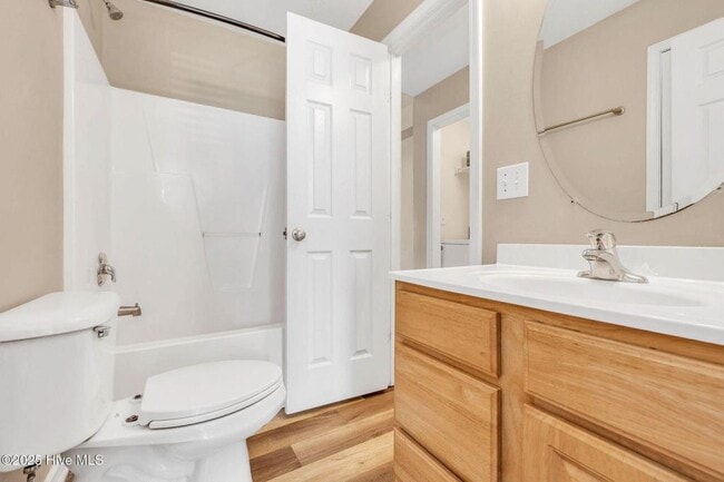 Building Photo - 114 Lincoln Pl Cir