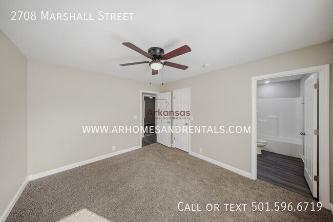 Building Photo - 2708 Marshall St
