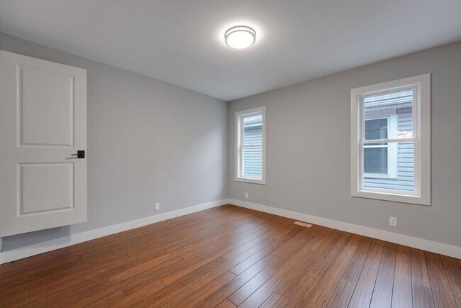 Building Photo - 389-391 Berkeley Road