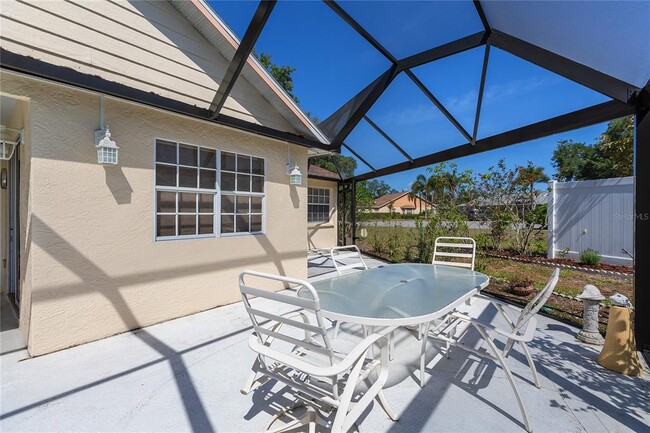 Building Photo - 4527 Hamlets Grv Dr