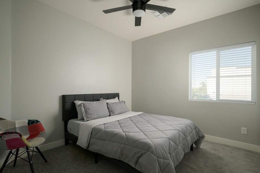 Bedroom 2 - 2821 N 28th Pl