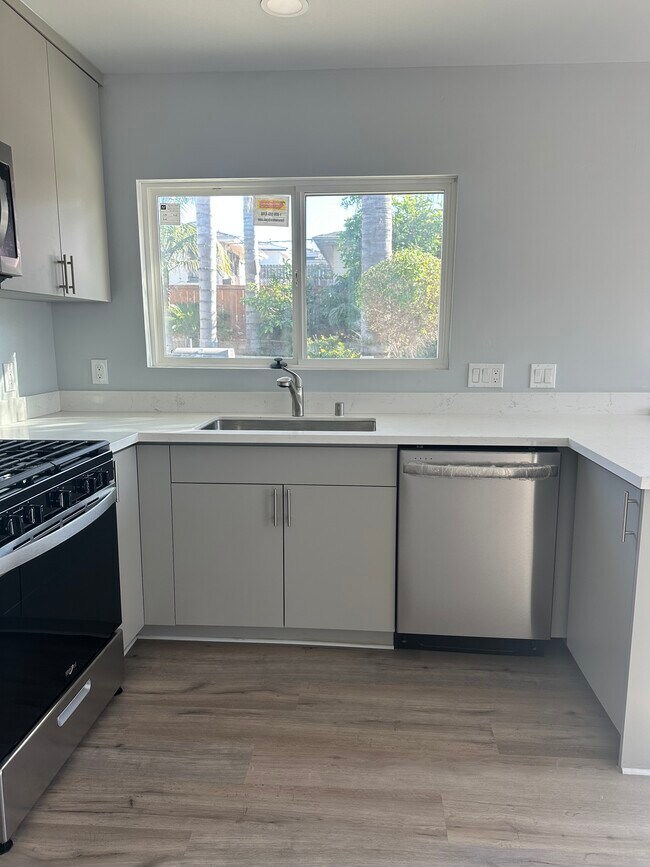 Kitchen - 17 Oxford St