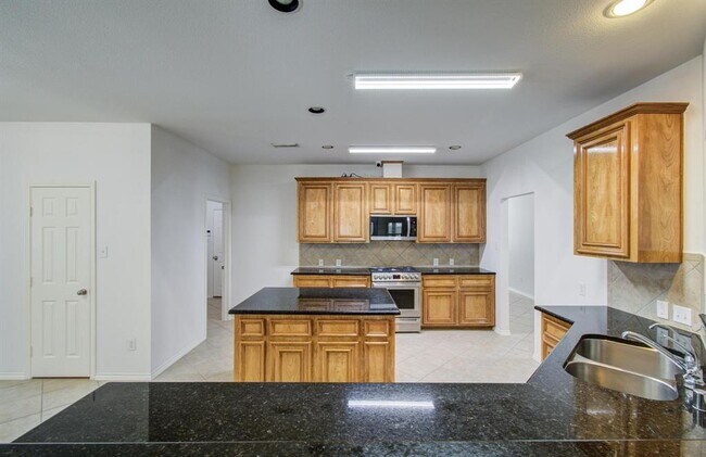 Building Photo - 12223 Ayrshire Pl