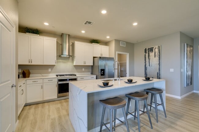 Building Photo - Fully Furnished 3BD Inspirada Home