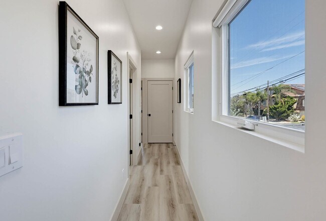 Building Photo - 426-426 Arbor Dr