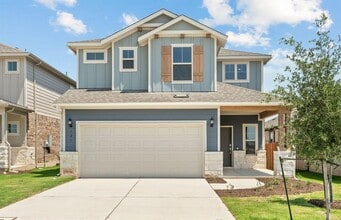 Building Photo - 121 Groveland Dr