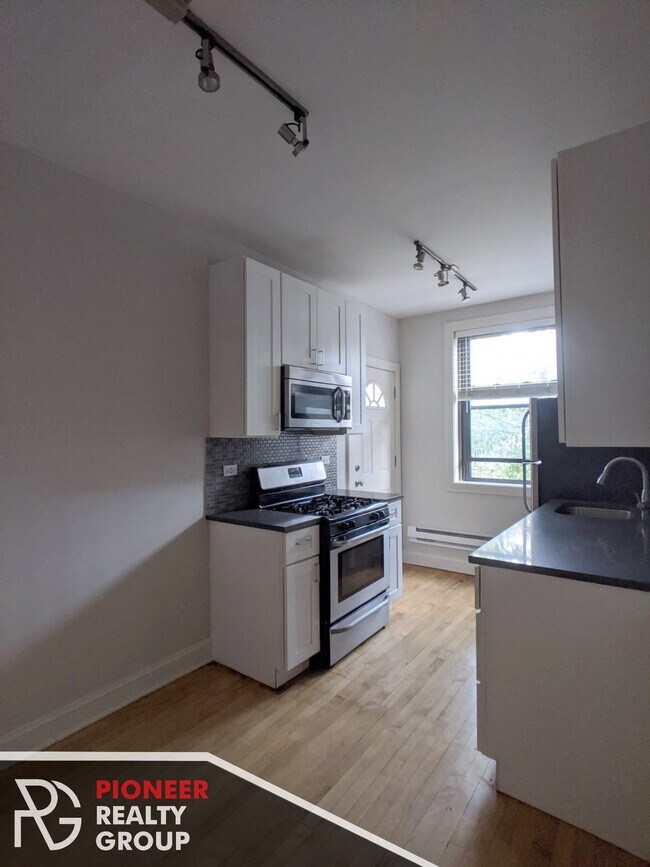 Building Photo - 2319 N Rockwell St