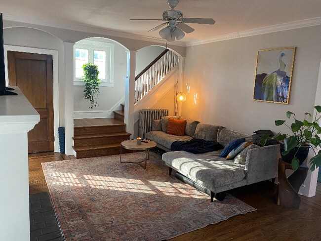 Primary Photo - 213 E Glenside Ave