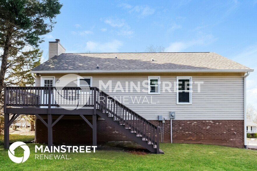 Building Photo - 125 Sedgewick Ridge Ct