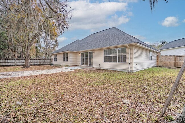 Building Photo - 114 Laurens Ln