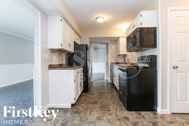 Building Photo - 1921 S Werges Ave