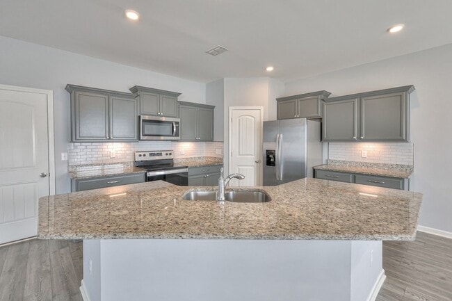 Building Photo - 212 Eusa Cantrell Ln