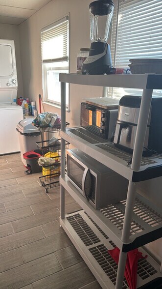 Building Photo - 228 2nd St