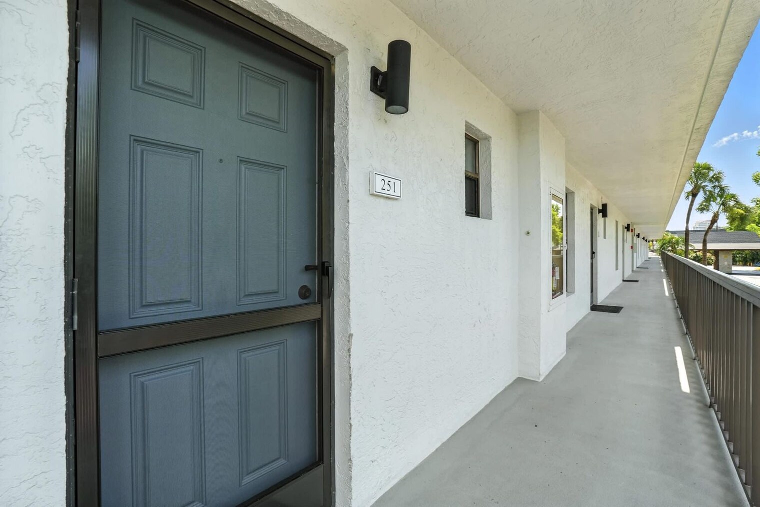 Building Photo - 600 Neapolitan Way