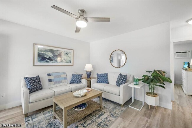 Building Photo - 190 N Collier Blvd