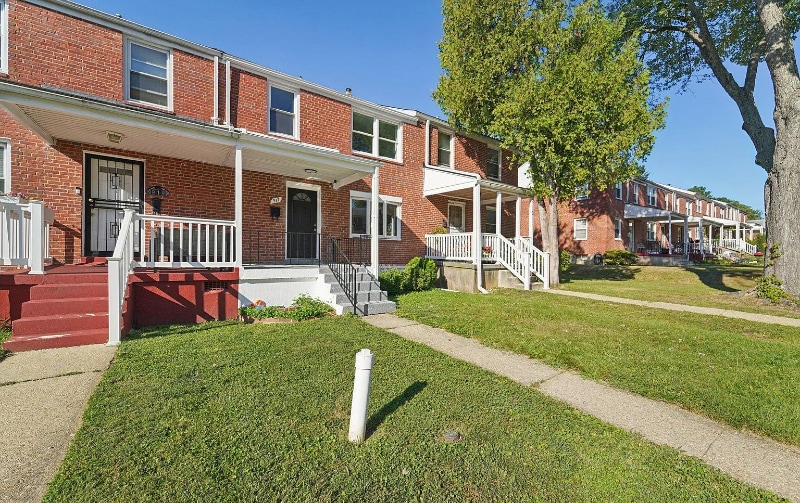 Building Photo - 917 Reverdy Rd