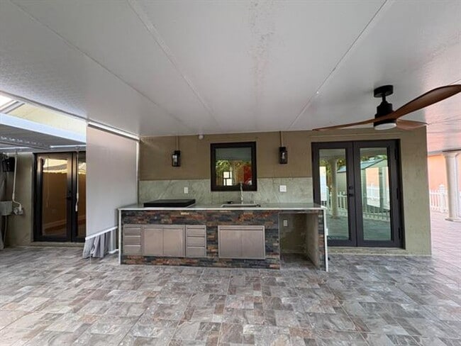 Building Photo - 14776 SW 138th Terrace