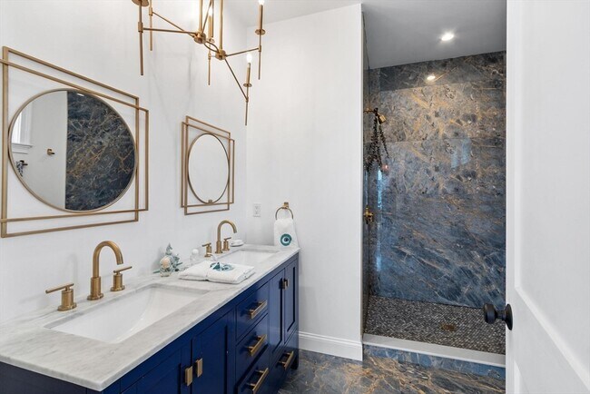 Building Photo - 16 Fosters Point