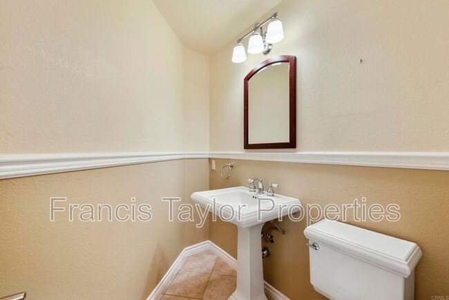 Building Photo - 29870 Platanus Dr