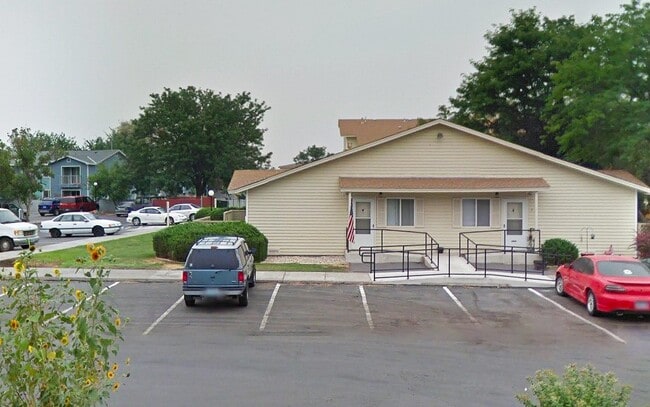 Building Photo - 1795 Auction Rd