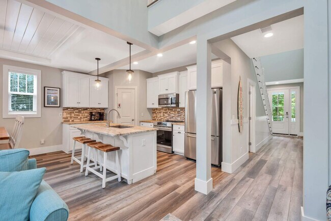 Building Photo - 36 Firethorn Ln