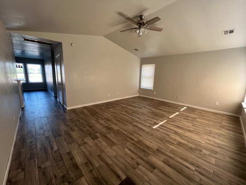 Building Photo - 1713 Eagle Dr