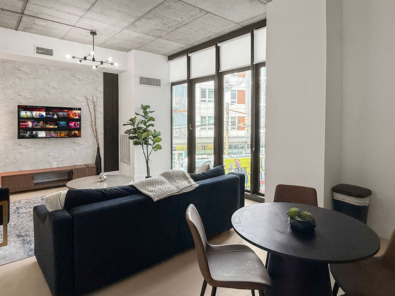 Building Photo - 1247 N 2nd St