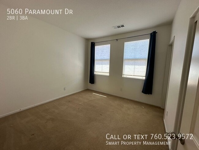 Building Photo - 5060 Paramount Dr