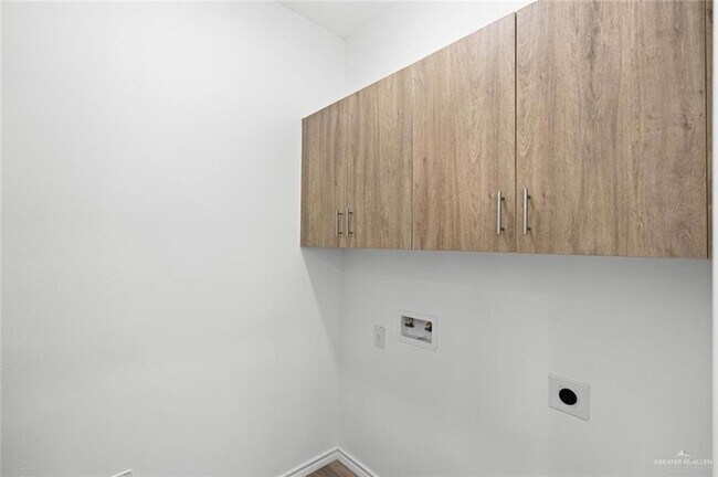 Building Photo - 1608 Unity Dr