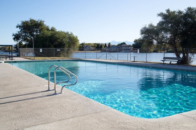 Building Photo - Lake California Home with 2 Car Garage and RV Parking- Available for Move In! $300 Move in Special!!