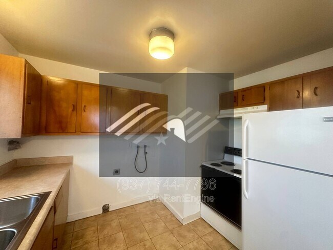 Building Photo - 807 E Trotwood Blvd