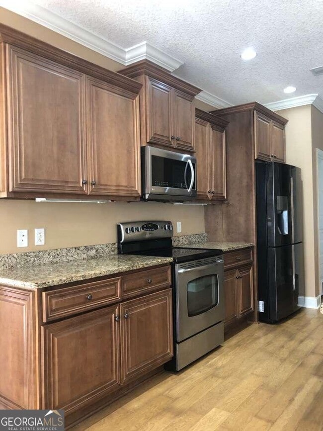 Building Photo - 95 Spyglass