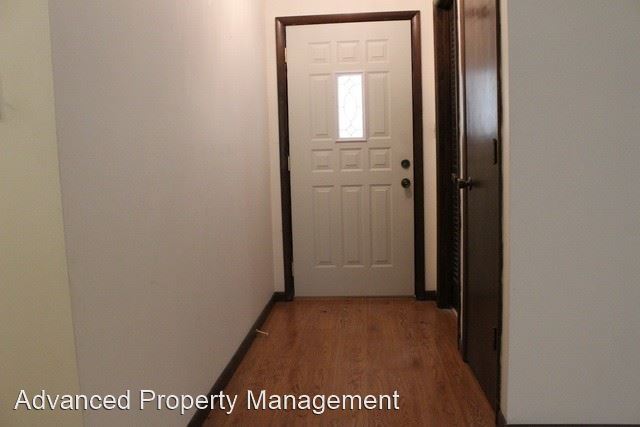 Building Photo - 3 br, 2 bath House - 3155 Ella Ln