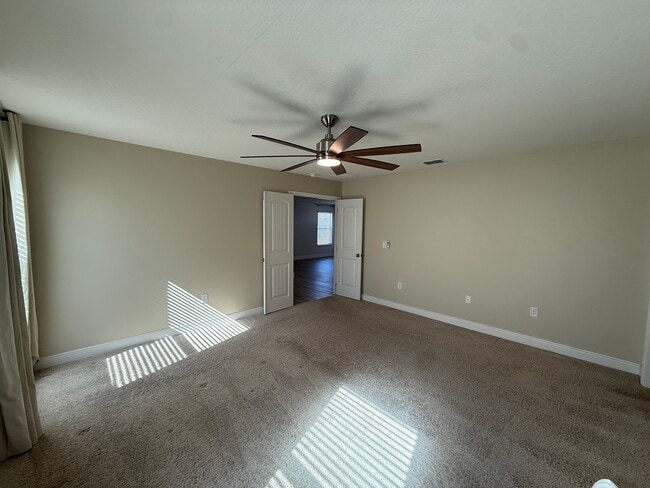 Building Photo - 5380 Oakbourne Ave