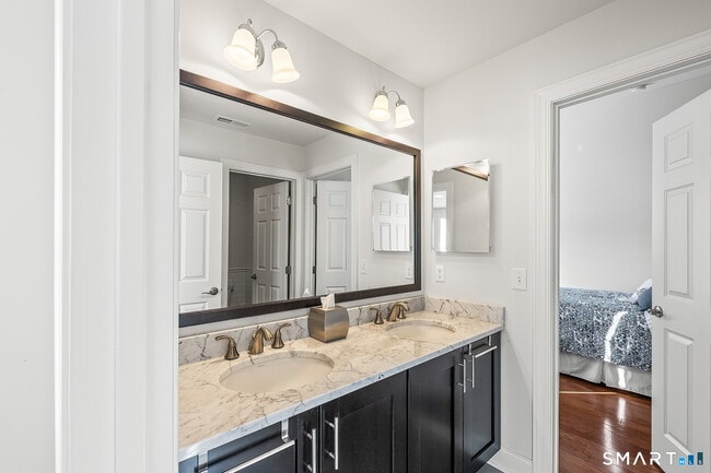 Building Photo - 1 Wilderswood Way