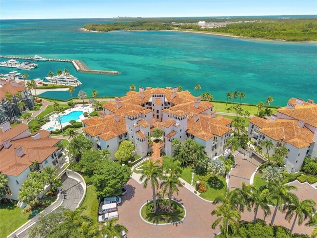 Building Photo - 2244 Fisher Island Dr